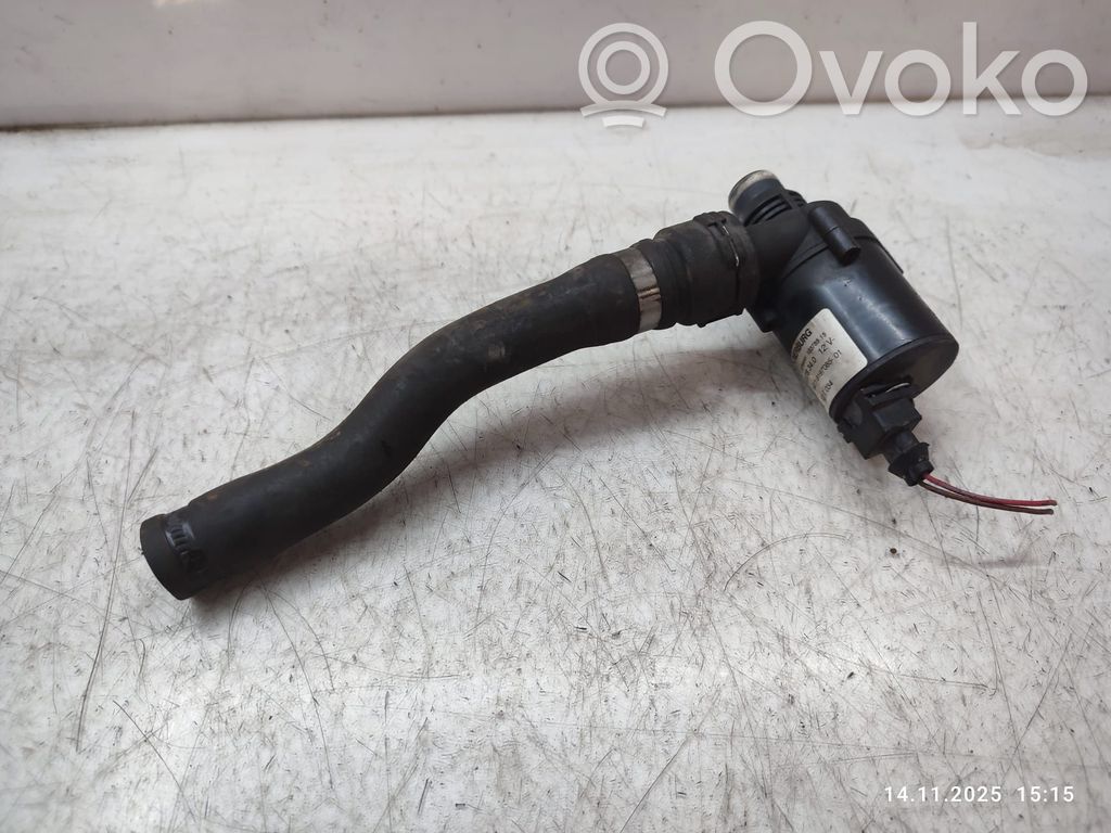 BMW X5 E70 Zusatzwasserpumpe 