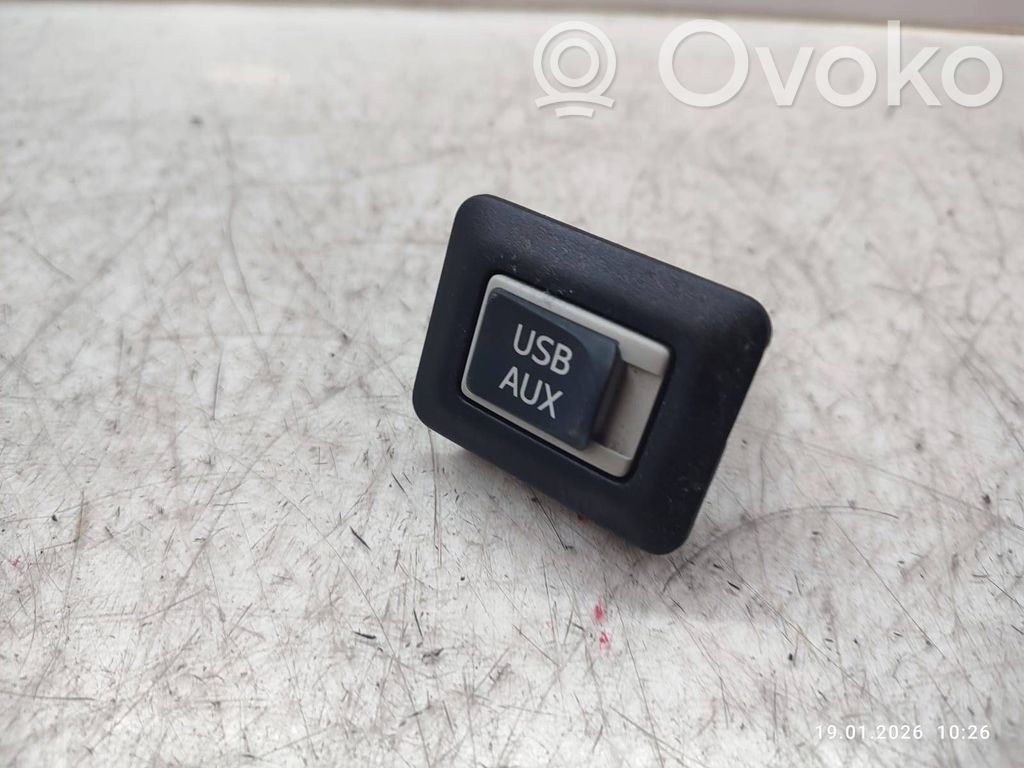 Lexus RX 450H USB socket connector 
