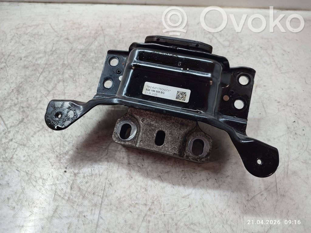 Engine mount bracket   5Q0199555,5Q0199555BG