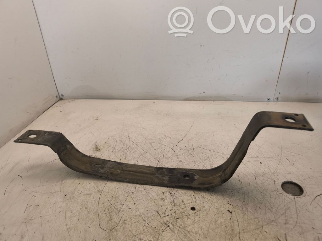 Jeep Grand Cherokee Fuel tank mounting bracket 