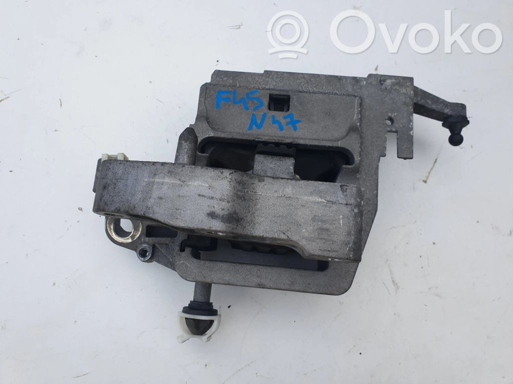 Engine mounting bracket   6875630,080715,17276810