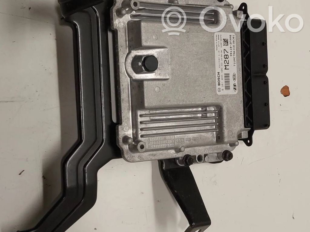 KIA Sorento Engine control unit/module 
