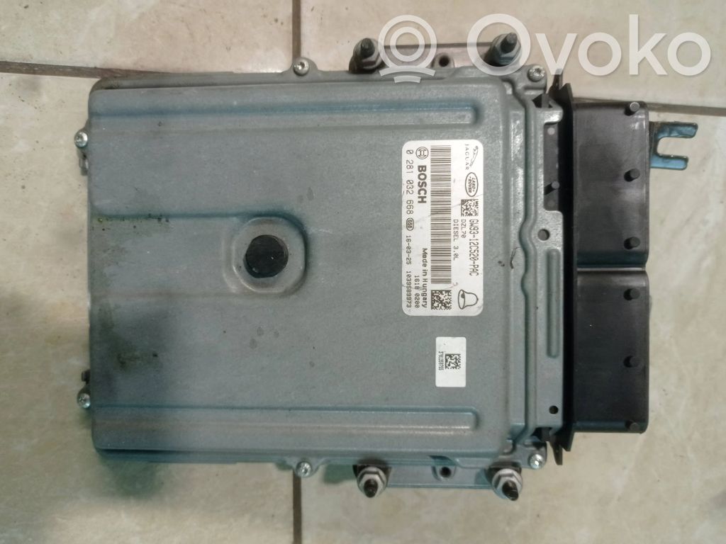 Land Rover Range Rover L405 Engine control unit/module 