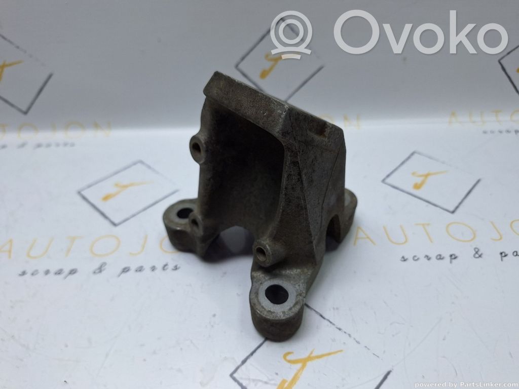 Engine mount bracket   4F0199307L,4F0199307L