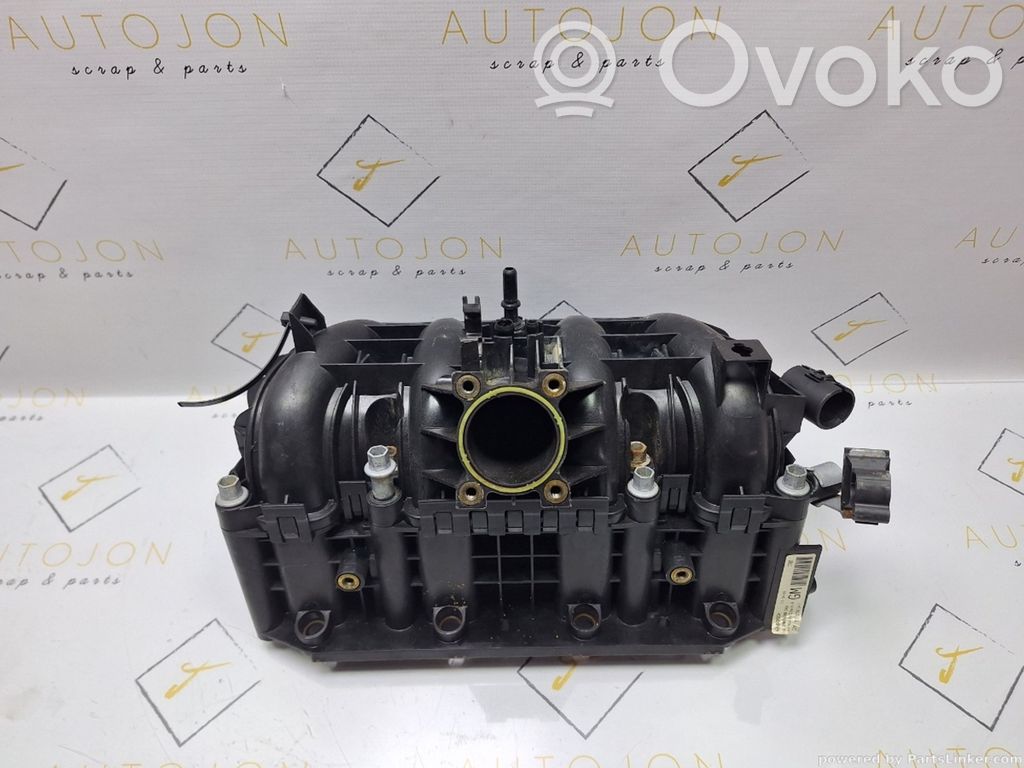 Opel Corsa C Colector de admisión 