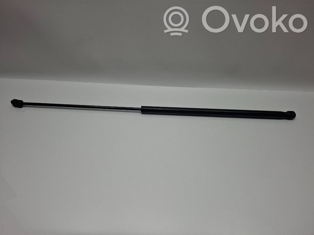 Audi A4 S4 B7 8E 8H Siłownik maski przedniej 