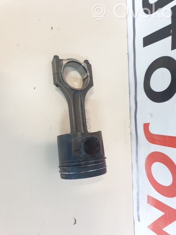 Piston with connecting rod   0840BB