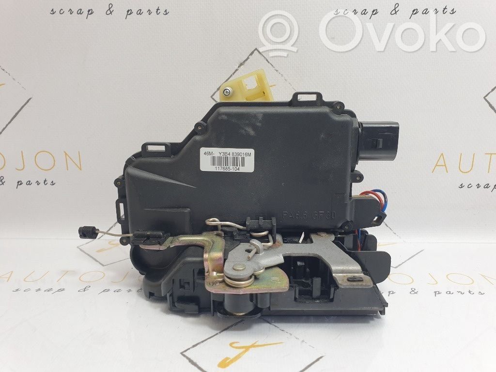 Volkswagen Golf IV Zamek drzwi tylnych 