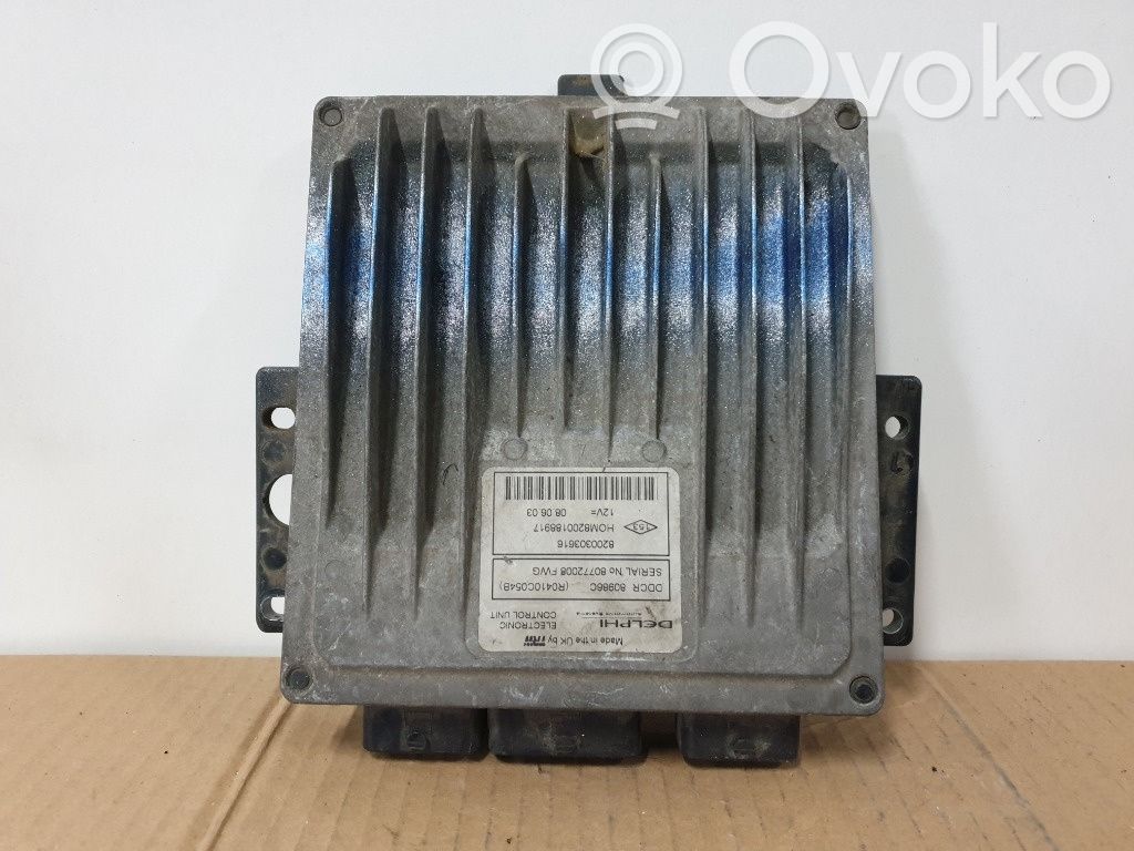 Renault Clio I Variklio valdymo blokas 