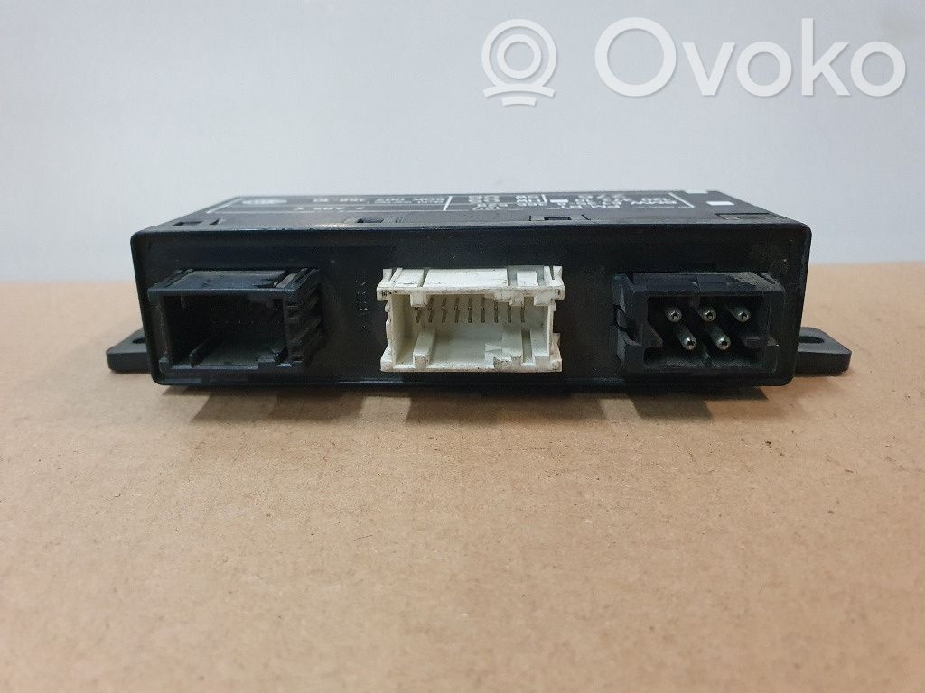 Sivupeilin ohjainlaite   61358366529