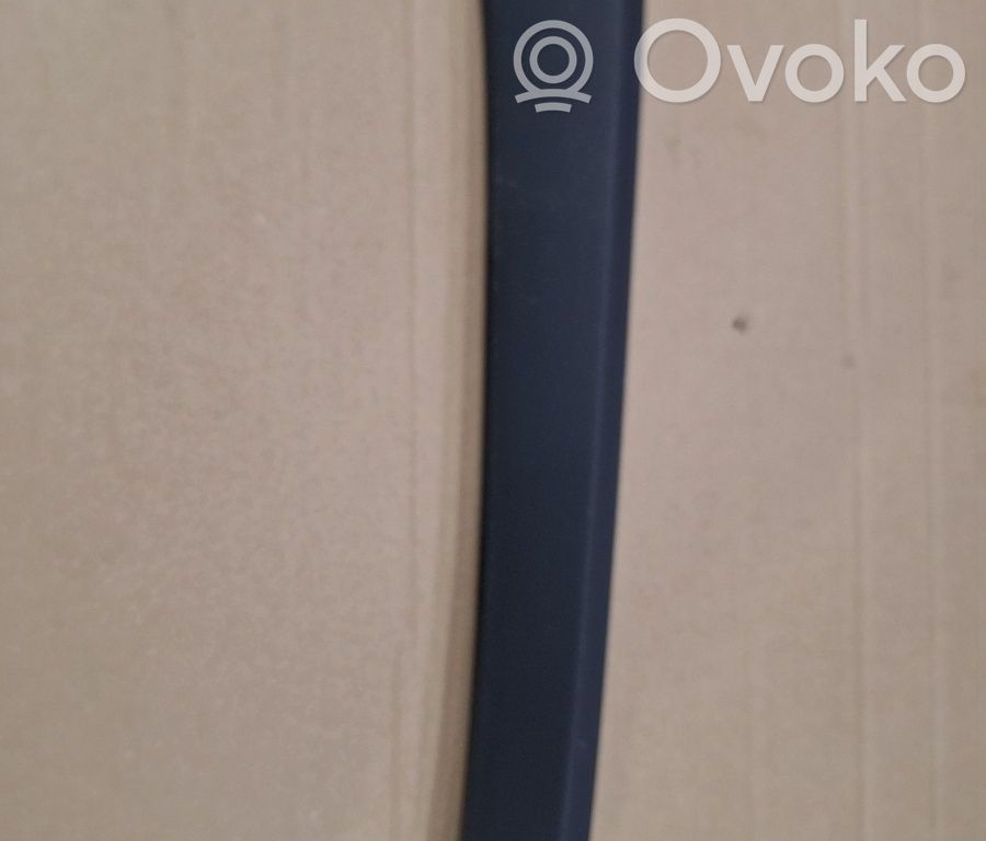 Moldura del extremo lateral de panel   2K0868223B,2K0868223B