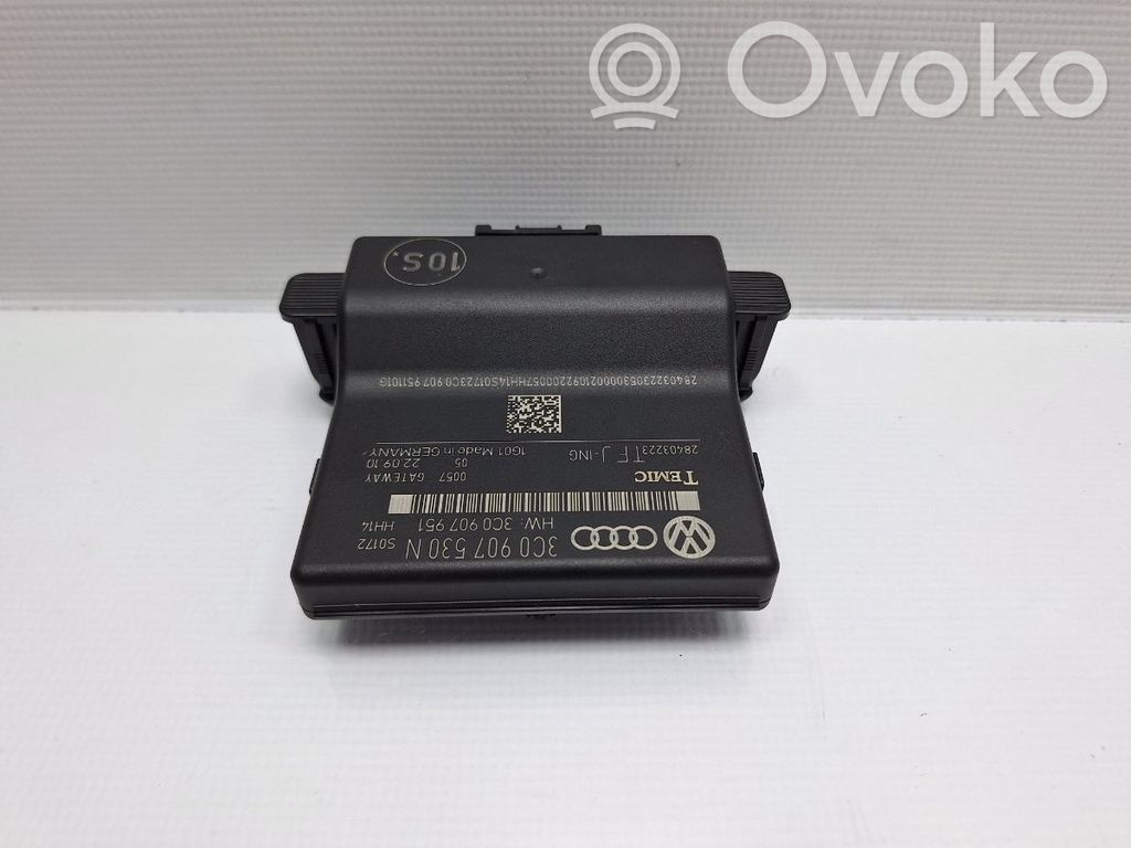 Volkswagen PASSAT B6 Módulo de control Gateway 