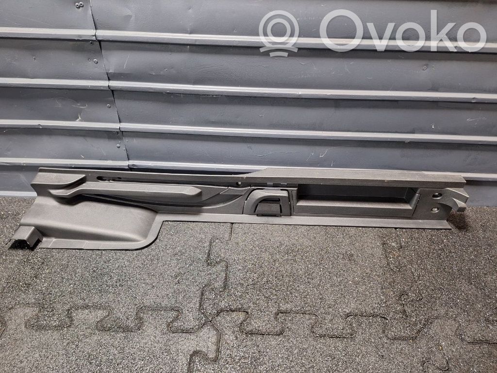 Volkswagen PASSAT B8 Inne elementy wykończenia bagażnika 