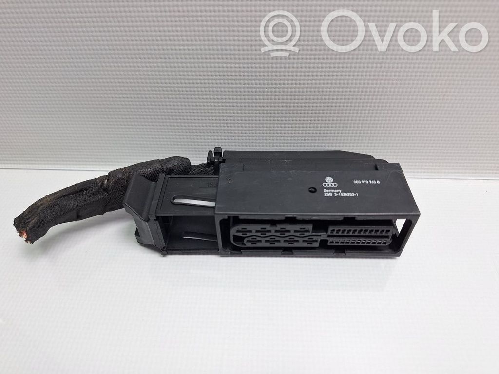 Volkswagen PASSAT CC Mazo de cables 