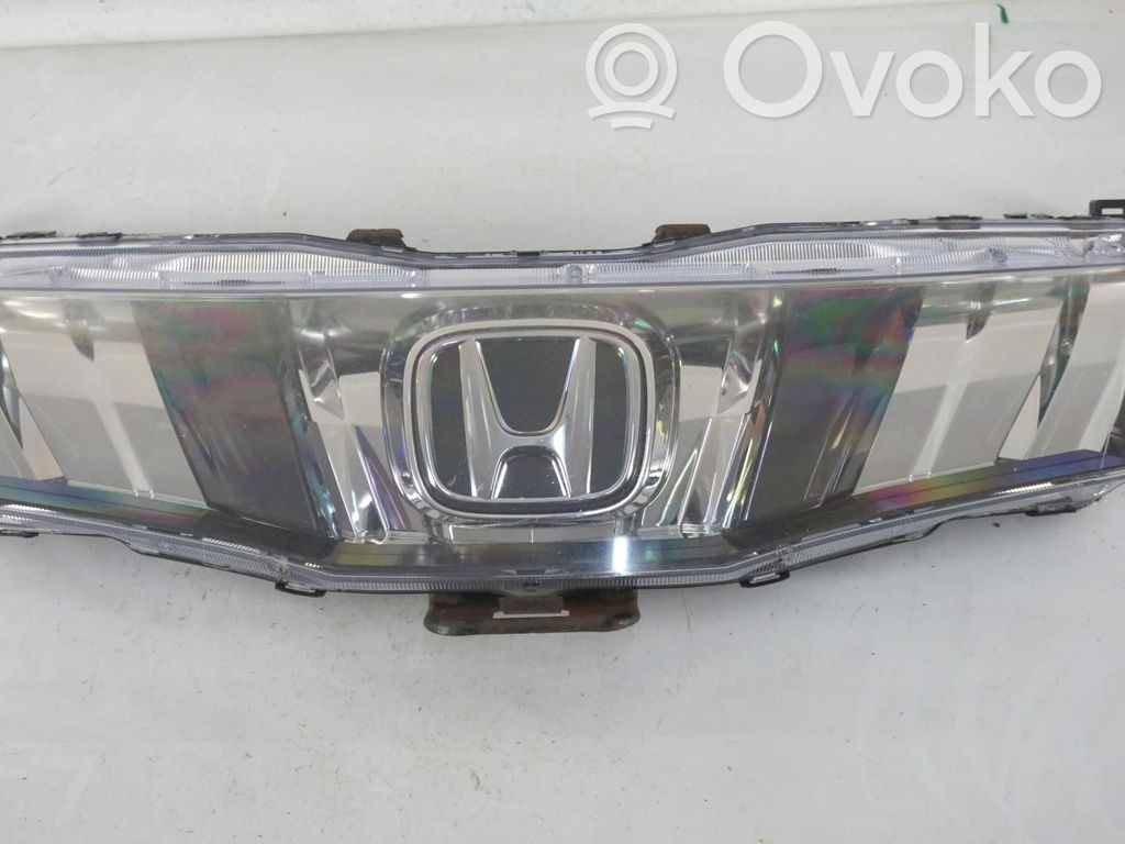 Honda Civic Etupuskurin ylempi jäähdytinsäleikkö 