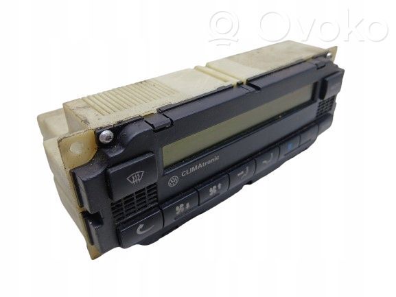 Volkswagen PASSAT B5 Climate control unit 