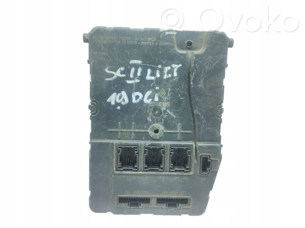 Renault Megane II Central body control module 