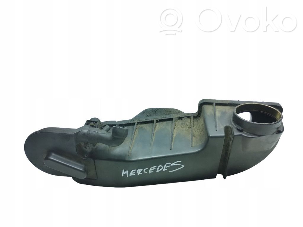 Mercedes-Benz C W203 Air intake duct part 