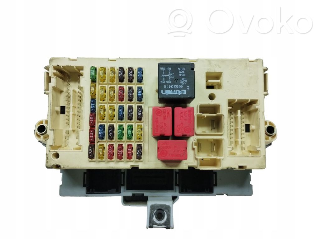 Fiat Stilo Módulo de fusible 