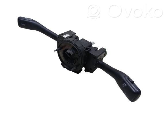 Commodo, commande essuie-glace/phare   8L0953513G