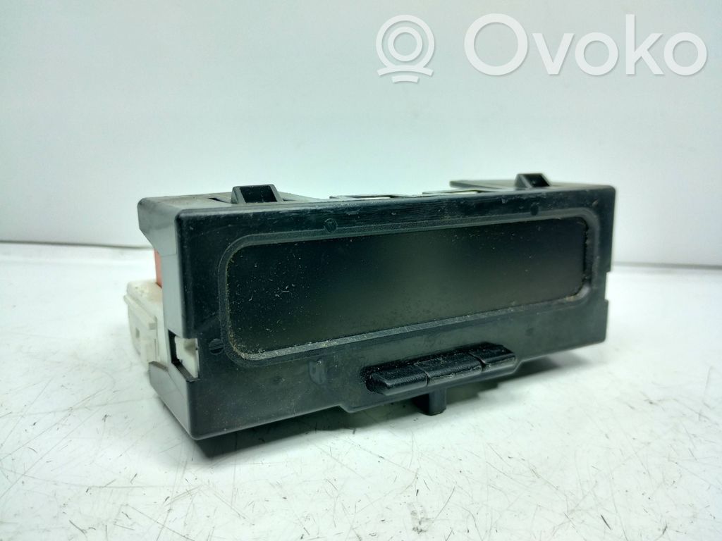 Renault Megane II Screen/display/small screen 