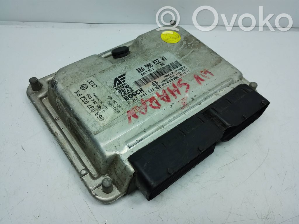 Engine control unit/module   06A906032AH,0261206599