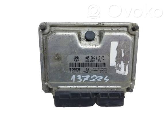 Engine control unit/module   045906019CE,0281013179