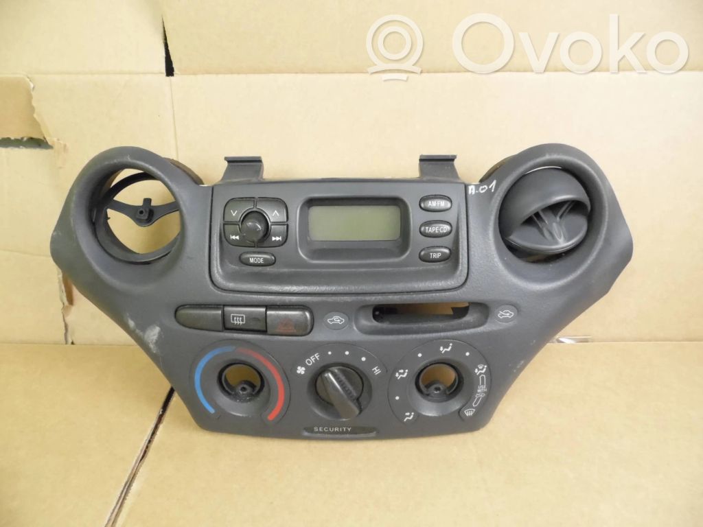 Toyota Yaris Centralina del climatizzatore 