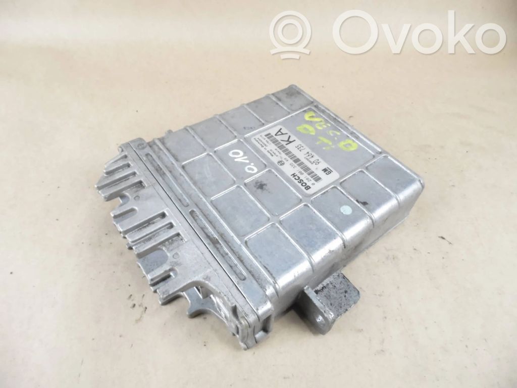Engine control unit/module   90464735,28SA3264,0281001335