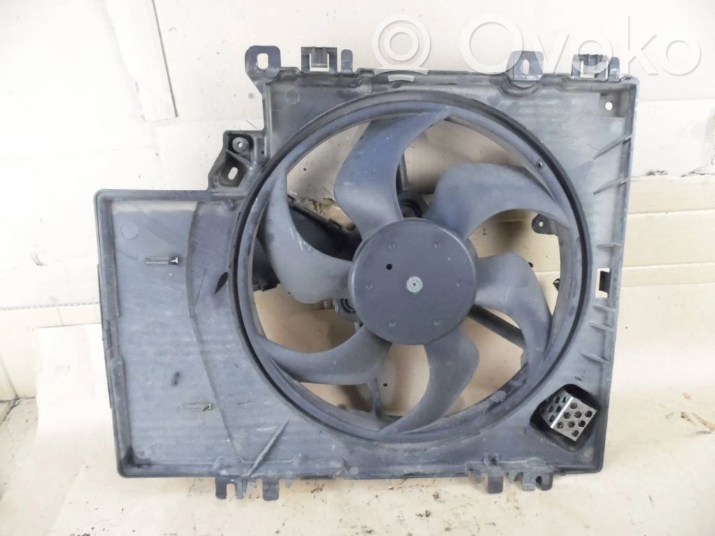 Nissan Note (E11) Elektrisks radiatoru ventilators 