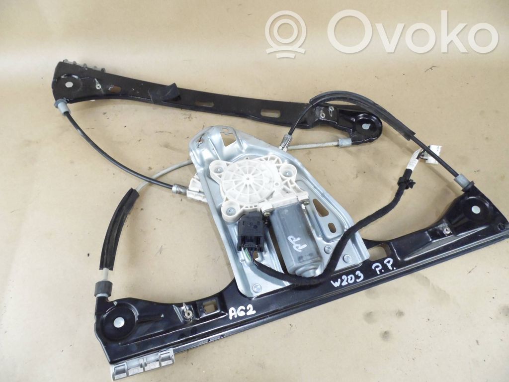 Mercedes-Benz C W203 Front door window regulator motor 