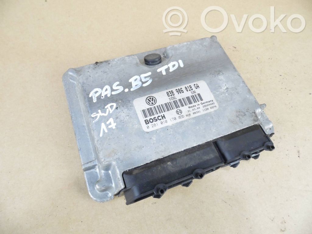 Volkswagen PASSAT B5.5 Engine control unit/module 