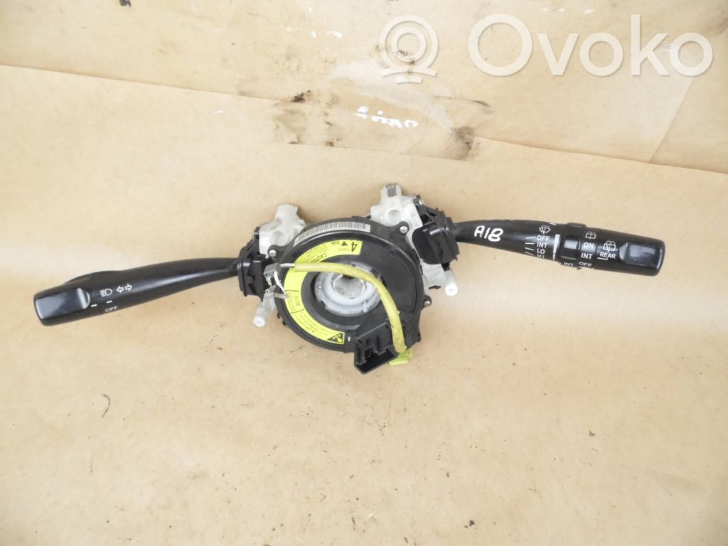Toyota Corolla E110 Leva/interruttore dell’indicatore di direzione e tergicristallo 