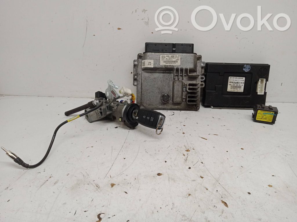 KIA Rio Engine control unit/module 