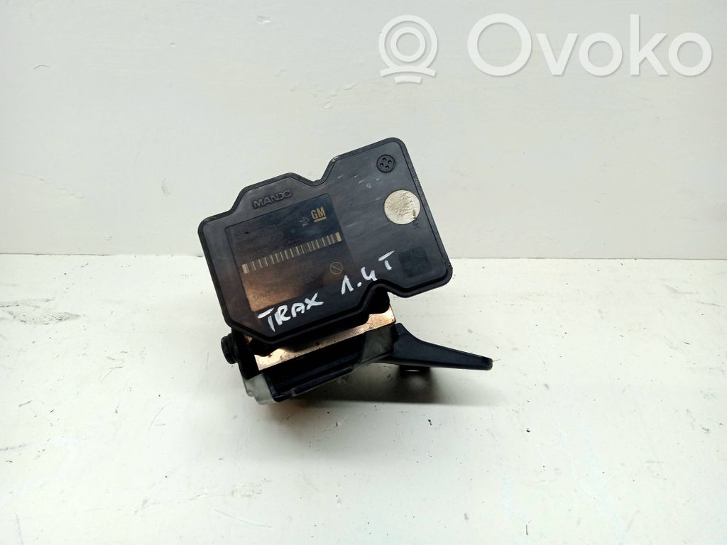 Chevrolet Trax Блок ABS 