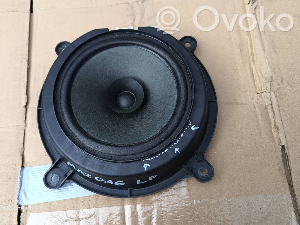 Mazda 6 Altavoz de la puerta delantera 