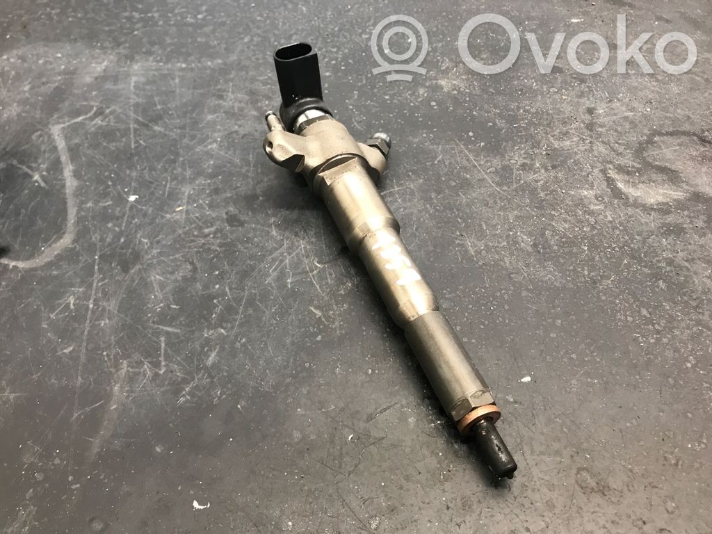 Opel Movano B Wtryskiwacz paliwa 