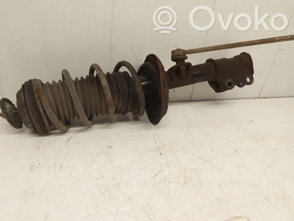 Opel Corsa D Aizmugurē amortizators 