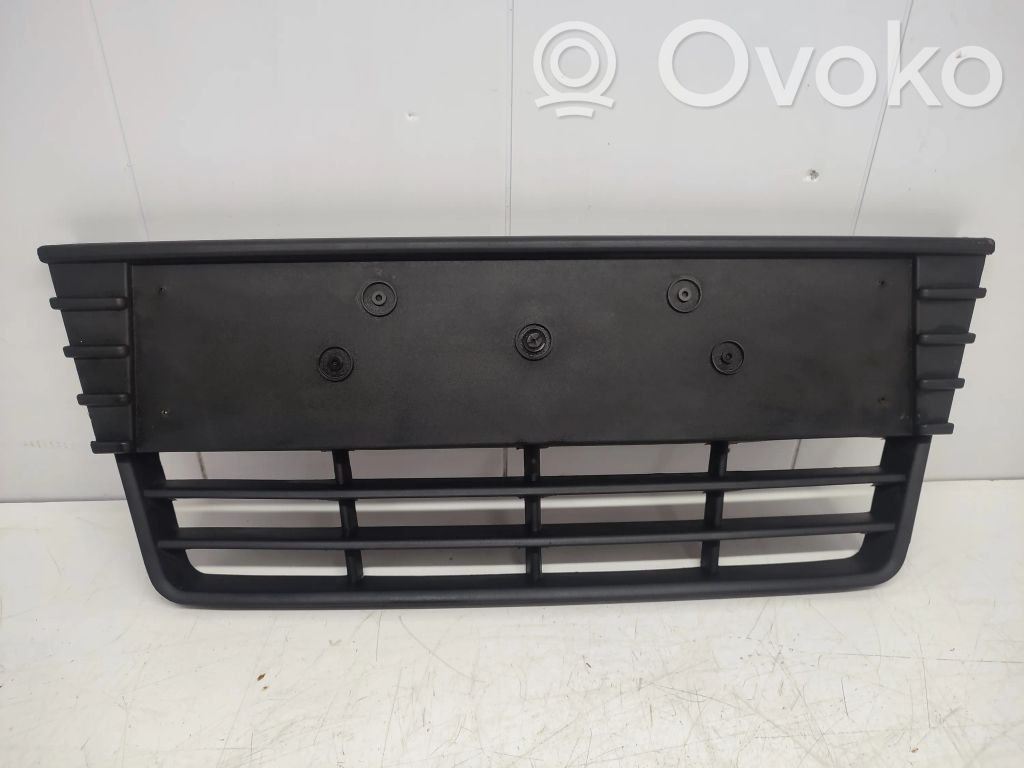 Ford Focus Rekisterikilven kehys/pidike 