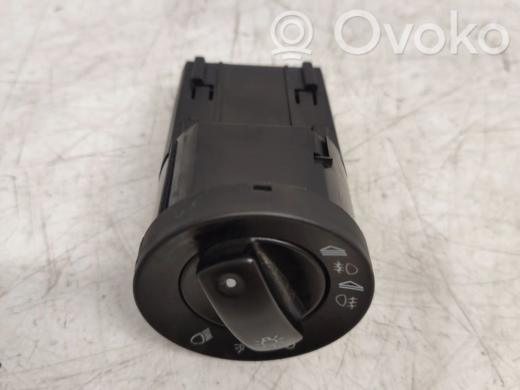 Audi A4 S4 B6 8E 8H Interruptor de luz 