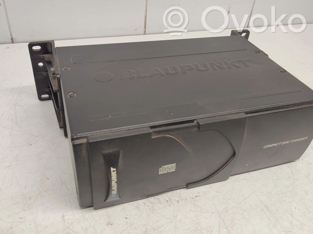 Chrysler Voyager CD/DVD changer 