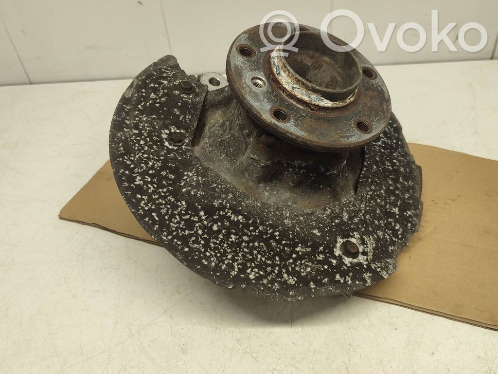 BMW 3 E90 E91 Front wheel hub spindle knuckle 