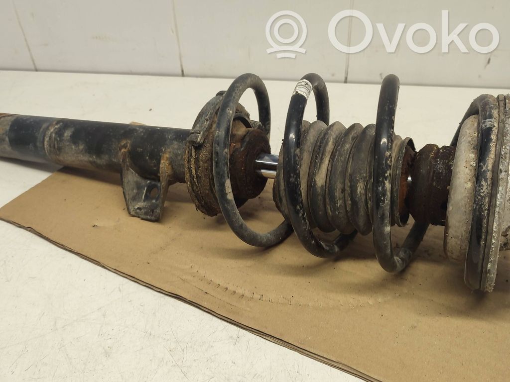 BMW 3 E90 E91 Front shock absorber with coil spring 