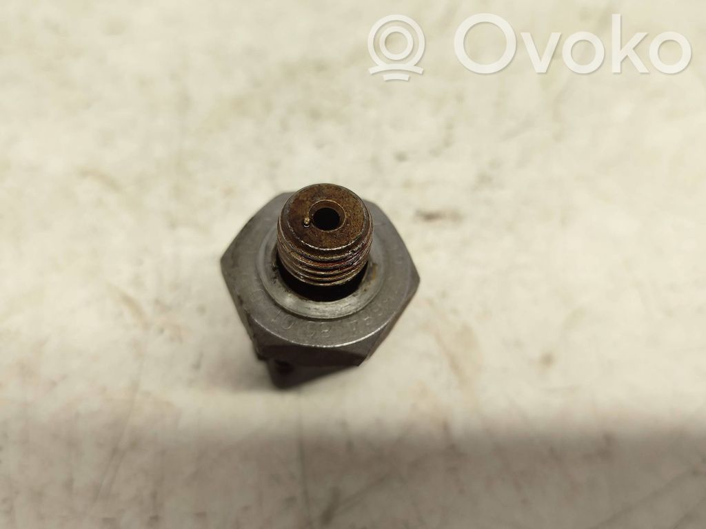 BMW 3 E90 E91 Oil pressure sensor 