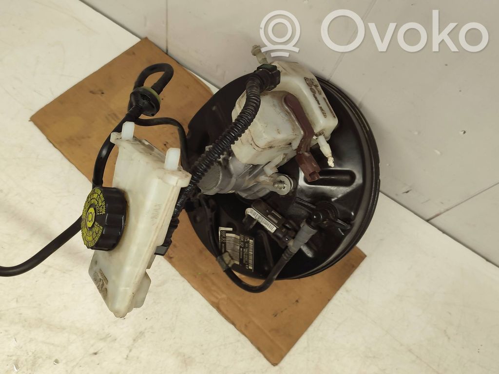 Peugeot 308 Brake booster 