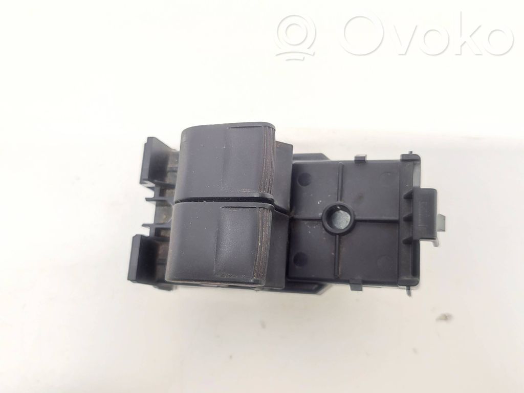 Peugeot 108 Electric window control switch 
