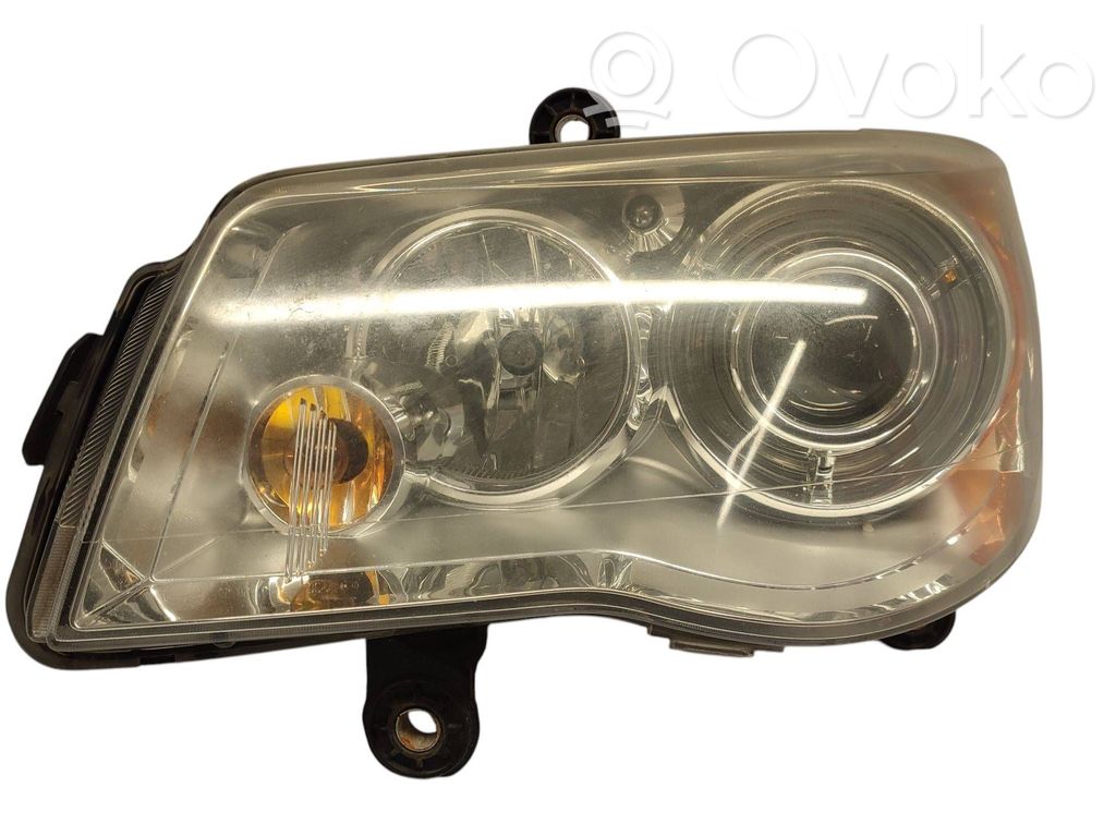 Chrysler Grand Voyager V Scheinwerfer 