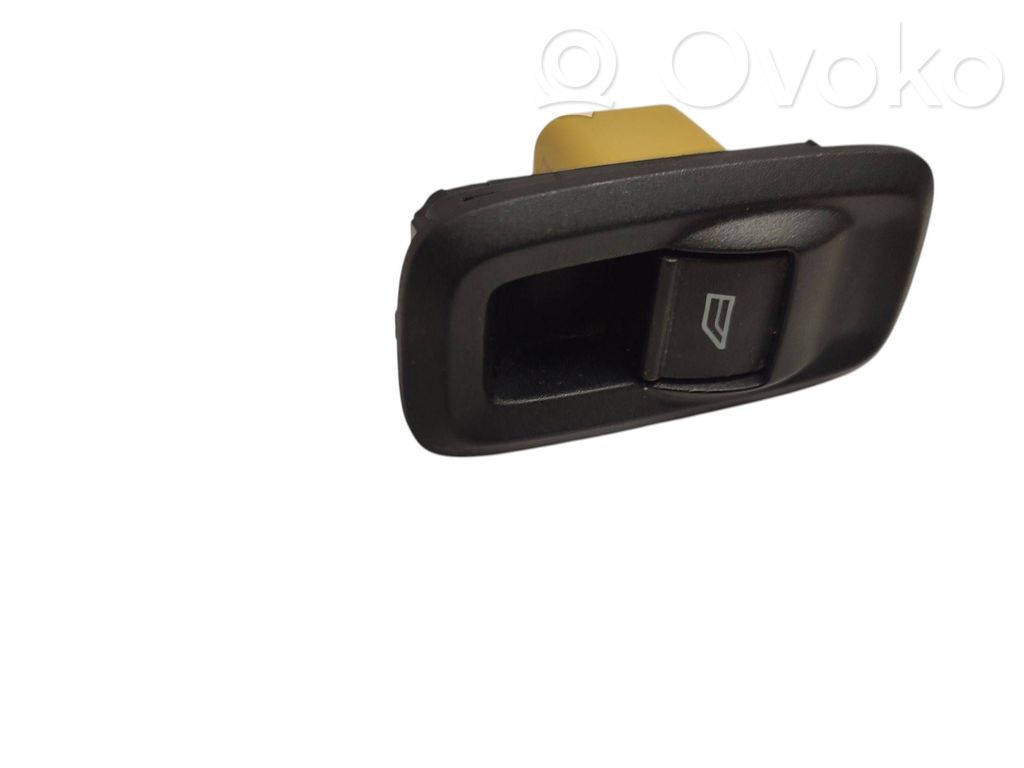 Ford Fiesta Electric window control switch 