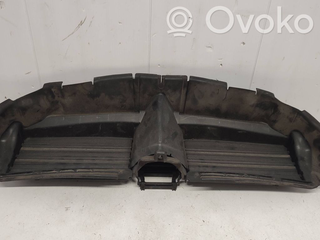 BMW 3 E90 E91 Intercooler air guide/duct channel 