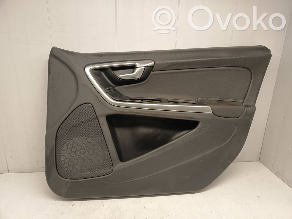 Volvo S60 Boczki / Poszycie drzwi przednich 